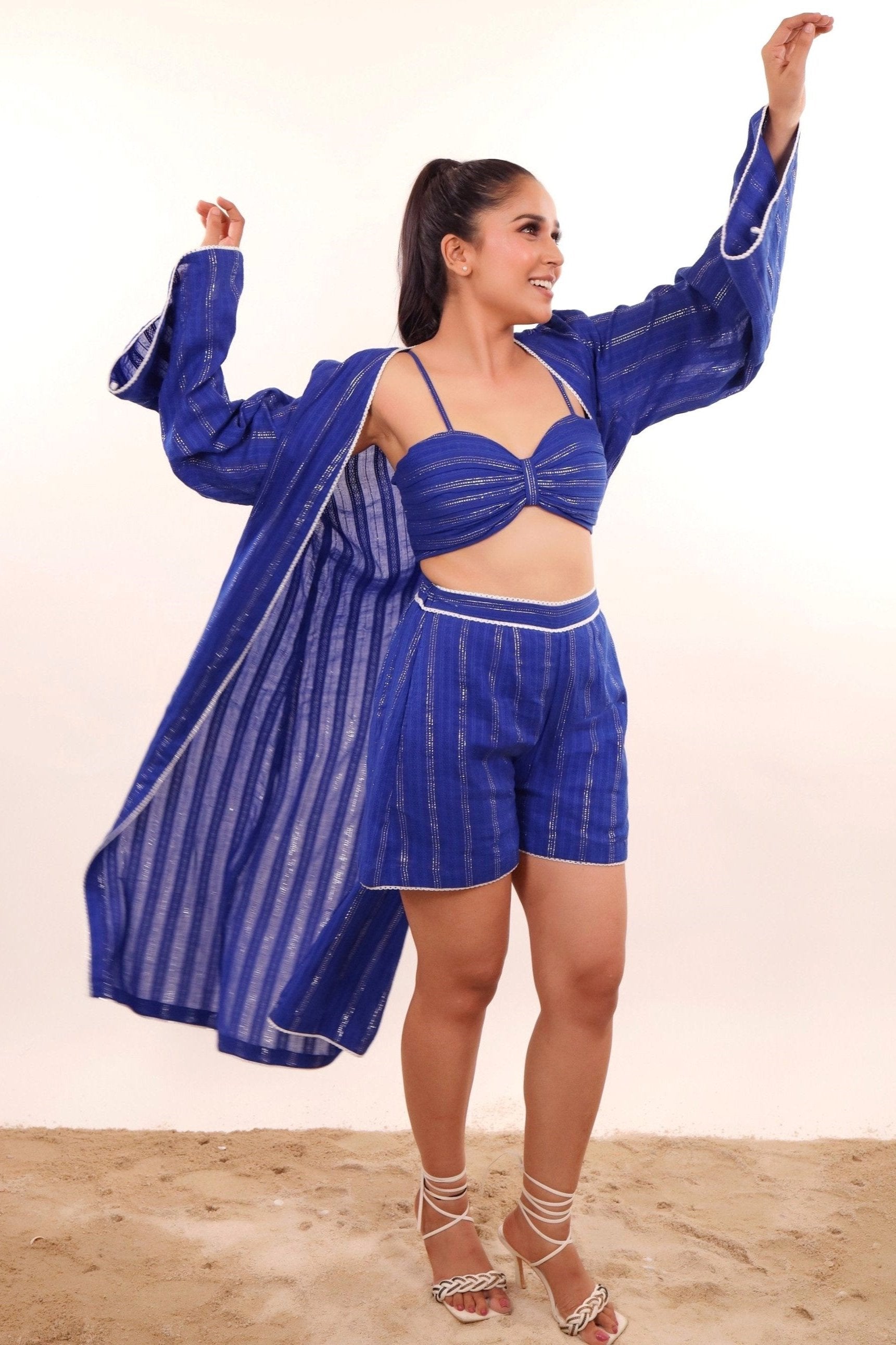 NOVA SHORTS 2 - RESORT WEAR